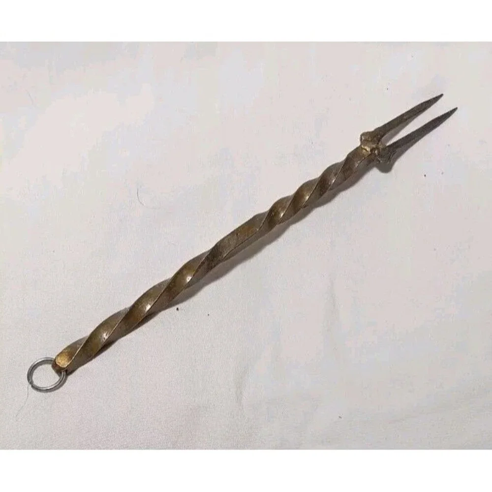 Forged 2 Prong Brass Fork Twisted Handle Iron Nail Prongs